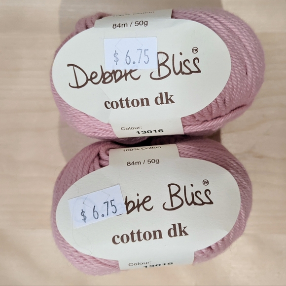 Debbie Bliss cotton dk yarn dusty rose lot of 2 skeins NWT - Picture 2 of 4